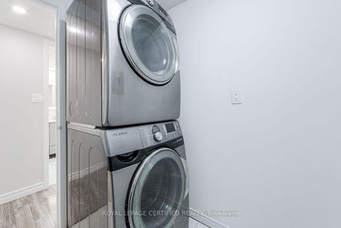 Photo 20 at 1911 - 5 Concorde Place, Don Mills, Toronto