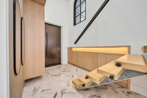 Photo 2 at 27 Collinson Boulevard, Clanton Park, Toronto