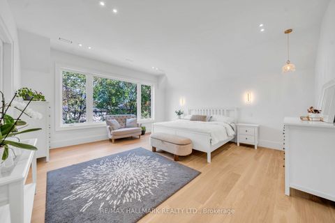 Photo 14 at 27 Collinson Boulevard, Clanton Park, Toronto