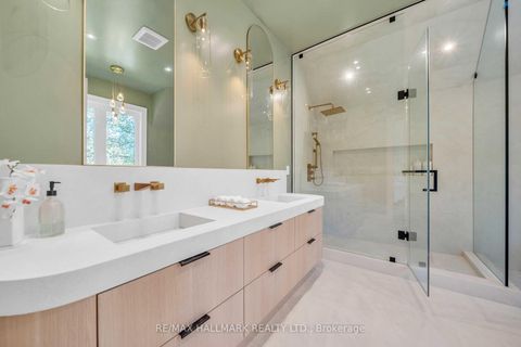 Photo 16 at 27 Collinson Boulevard, Clanton Park, Toronto