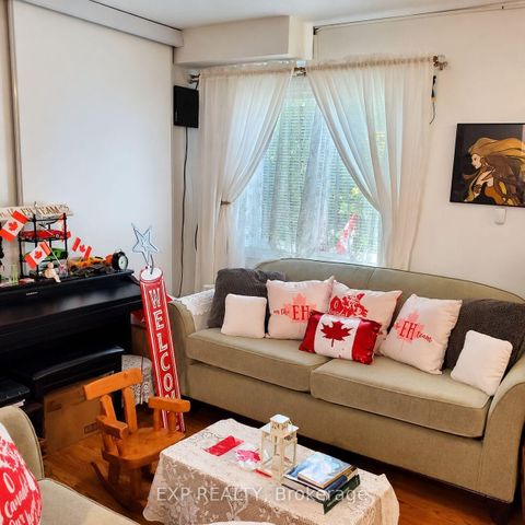Photo 4 at 5 - 736 Kingston Road, Danforth, Toronto