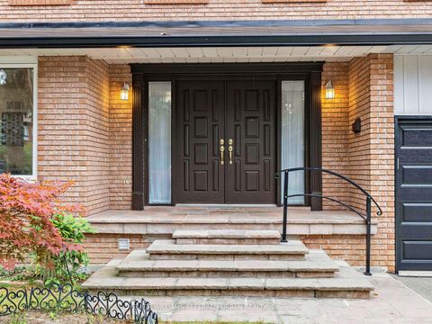 Photo 1 at 9 Tigerlily Court, Newtonbrook West, Toronto