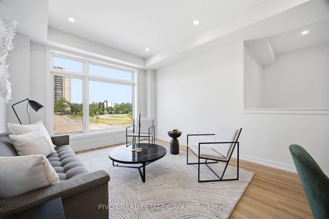 Photo 11 at 138 Danielle Moore Circle, Bendale, Toronto
