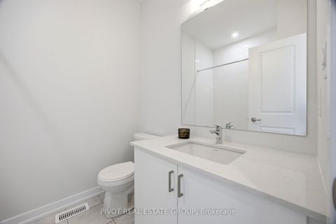 Photo 32 at 138 Danielle Moore Circle, Bendale, Toronto