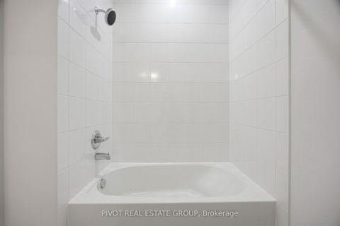 Photo 33 at 138 Danielle Moore Circle, Bendale, Toronto