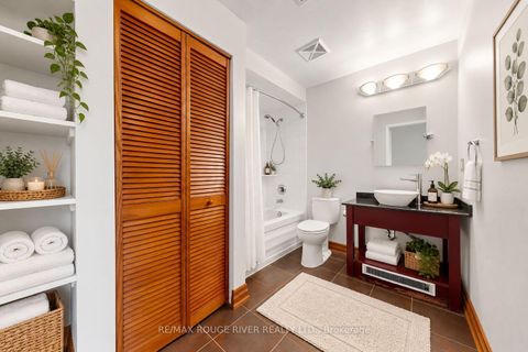 Photo 14 at PH606 - 601 Kingston Road, The Beaches, Toronto
