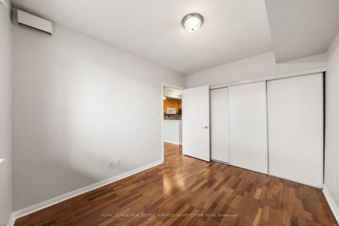 Photo 8 at 103 - 1801 Bayview Avenue, Leaside, Toronto