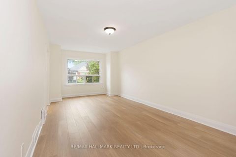 Photo 1 at 31 Thora Avenue, Oakridge, Toronto