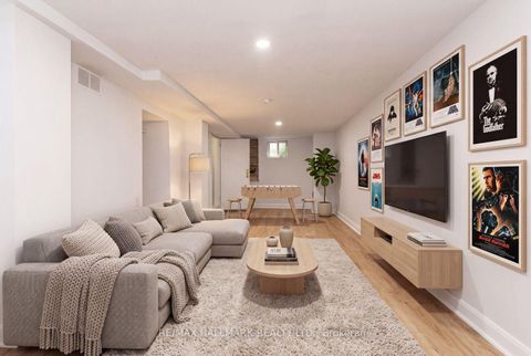 Photo 8 at 31 Thora Avenue, Oakridge, Toronto