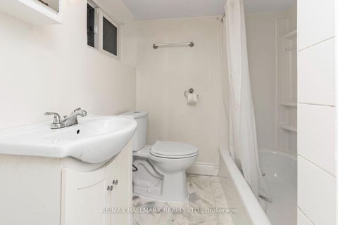 Photo 10 at 31 Thora Avenue, Oakridge, Toronto