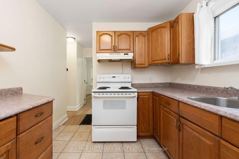 Photo 16 at 31 Thora Avenue, Oakridge, Toronto