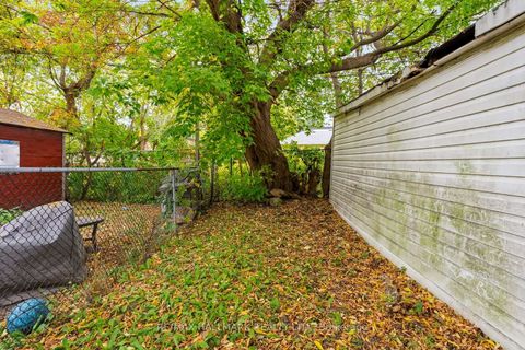 Photo 25 at 31 Thora Avenue, Oakridge, Toronto