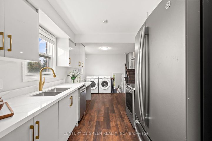 Photo 8 at 15 Lady Stewart Boulevard, Westgate, Brampton