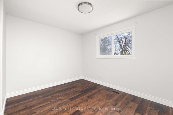 Photo 12 at 15 Lady Stewart Boulevard, Westgate, Brampton