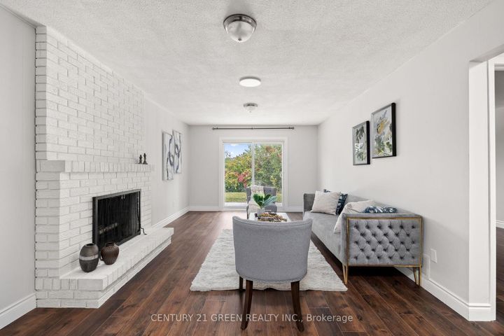 Photo 18 at 15 Lady Stewart Boulevard, Westgate, Brampton