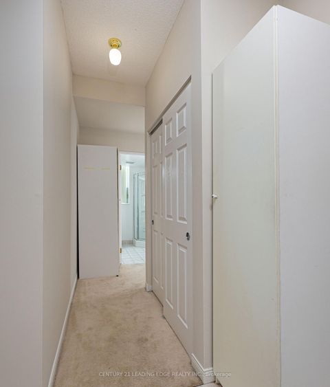 Photo 16 at 104 - 2800 Warden Avenue, L'Amoreaux, Toronto
