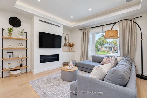 Photo 3 at 39 Janet Boulevard, Maryvale, Toronto