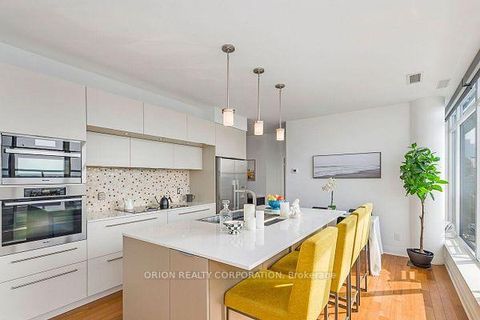 Photo 10 at 911 - 90 Stadium Road, Niagara, Toronto