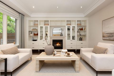 Photo 15 at 18 Hillcroft Drive, City Centre West, Toronto
