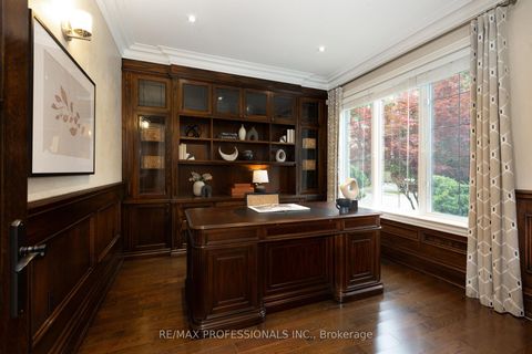 Photo 16 at 18 Hillcroft Drive, City Centre West, Toronto