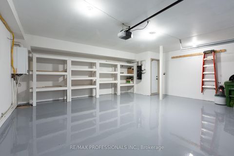 Photo 39 at 18 Hillcroft Drive, City Centre West, Toronto