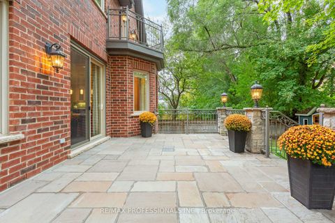 Photo 41 at 18 Hillcroft Drive, City Centre West, Toronto