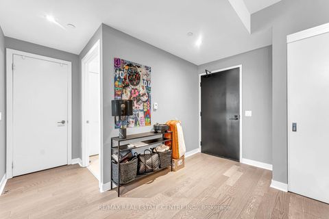 Photo 4 at 306 - 501 Adelaide Street W, Waterfront Communities C1, Toronto
