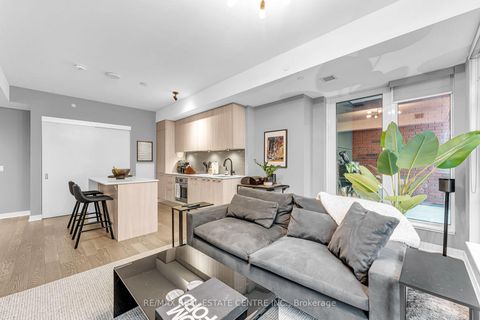 Photo 13 at 306 - 501 Adelaide Street W, Waterfront Communities C1, Toronto