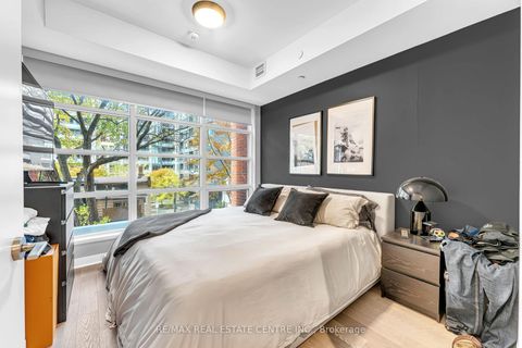 Photo 18 at 306 - 501 Adelaide Street W, Waterfront Communities C1, Toronto