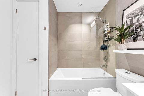 Photo 23 at 306 - 501 Adelaide Street W, Waterfront Communities C1, Toronto