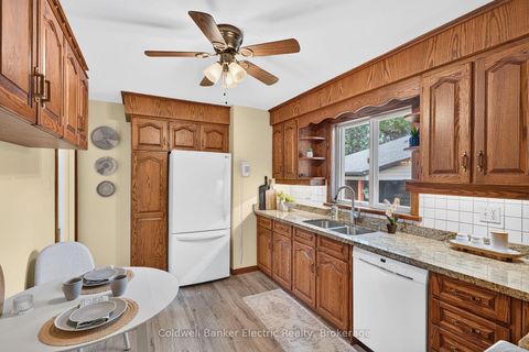 Photo 11 at 40 Wortham Drive, Woburn, Toronto