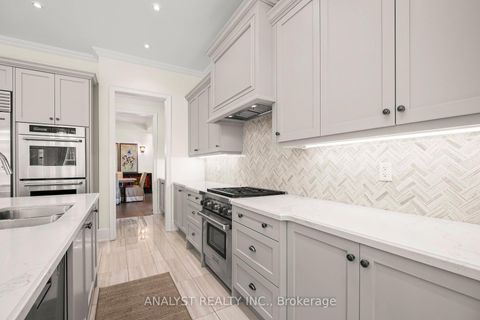 Photo 10 at 5 Ballard Drive, Nobleton, King