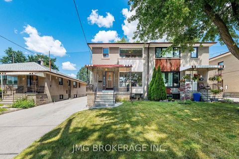 Photo 0 at 53 Foxrun Avenue, CFB, Toronto