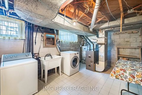Photo 28 at 53 Foxrun Avenue, CFB, Toronto