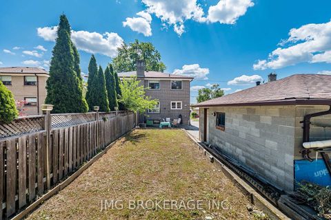 Photo 34 at 53 Foxrun Avenue, CFB, Toronto