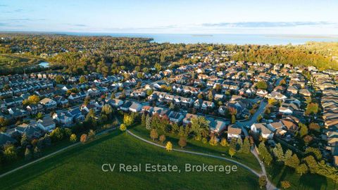 Photo 2 at 1117 Muriel Street, Alcona, Innisfil