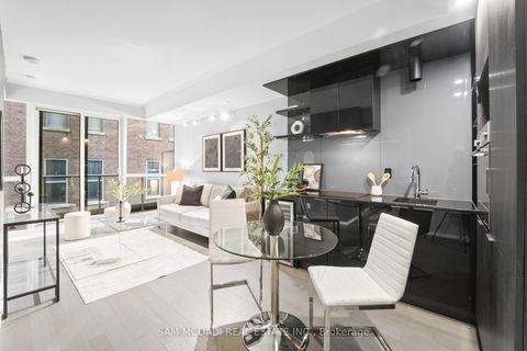 Photo 5 at 608 - 70 Temperance Street, Bay Street Corridor, Toronto