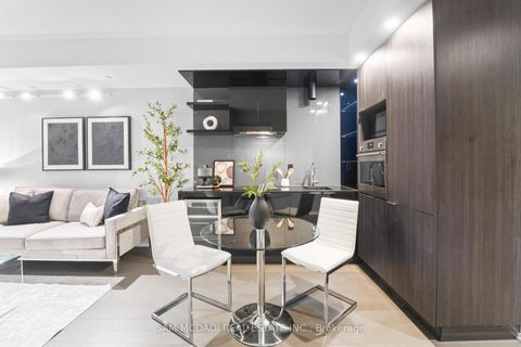 Photo 10 at 608 - 70 Temperance Street, Bay Street Corridor, Toronto