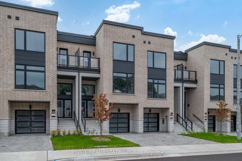 Photo 2 at 80 Danielle Moore Circle, Bendale, Toronto