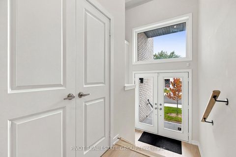 Photo 4 at 80 Danielle Moore Circle, Bendale, Toronto