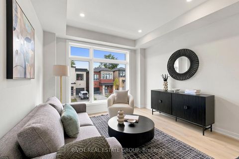Photo 10 at 80 Danielle Moore Circle, Bendale, Toronto