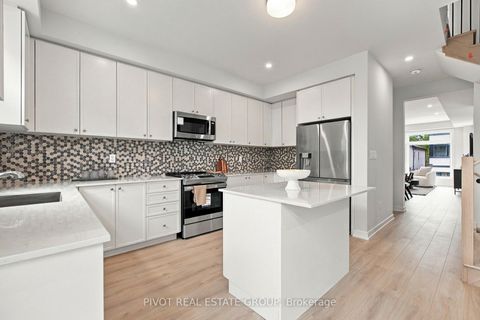 Photo 19 at 80 Danielle Moore Circle, Bendale, Toronto