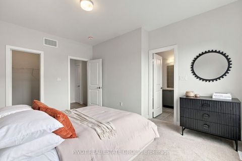 Photo 26 at 80 Danielle Moore Circle, Bendale, Toronto