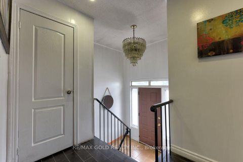 Photo 5 at 22 Kittiwake Avenue, Clairville, Toronto