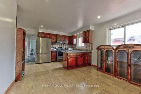 Photo 12 at 22 Kittiwake Avenue, Clairville, Toronto