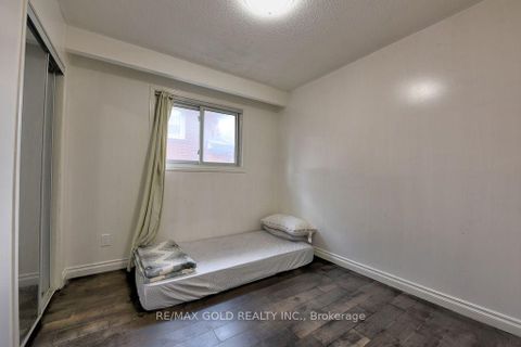 Photo 21 at 22 Kittiwake Avenue, Clairville, Toronto