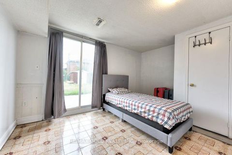 Photo 28 at 22 Kittiwake Avenue, Clairville, Toronto