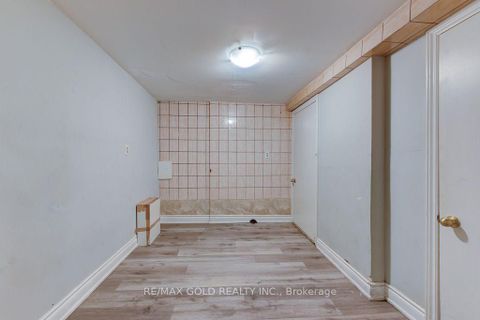Photo 30 at 22 Kittiwake Avenue, Clairville, Toronto
