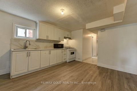 Photo 33 at 22 Kittiwake Avenue, Clairville, Toronto