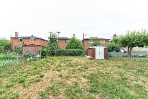 Photo 42 at 22 Kittiwake Avenue, Clairville, Toronto